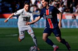 开云体育网页版登录入口-关于巴黎圣日耳曼球队遭遇伤病潮，备战备战工作备受困扰的信息