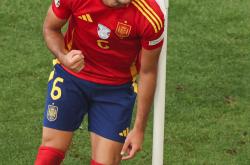 开云体育网页版登录入口-西班牙足球极致对决，球员发挥出色