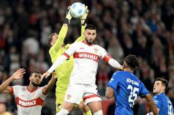 开云体育app-尤文图斯需调整战术，提升战斗力