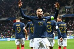 开云体育官网入口-欧洲杯预选赛壮阔开幕，球队奋力冲刺晋级