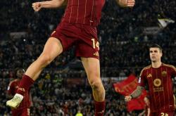 开云体育入口-尤文图斯：意甲夺冠前景堪忧