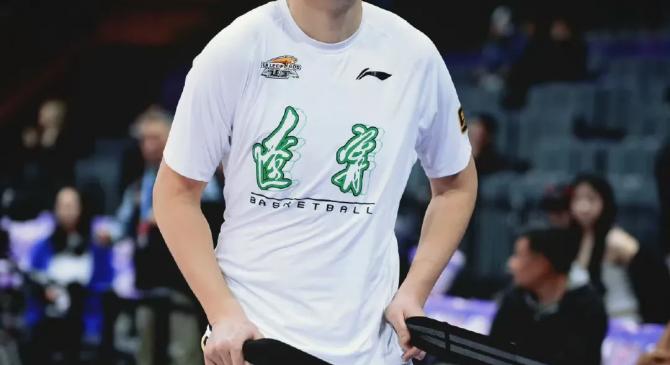 开云体育网页版-克雷费尔德全队斗志昂扬，保持连胜状态的简单介绍