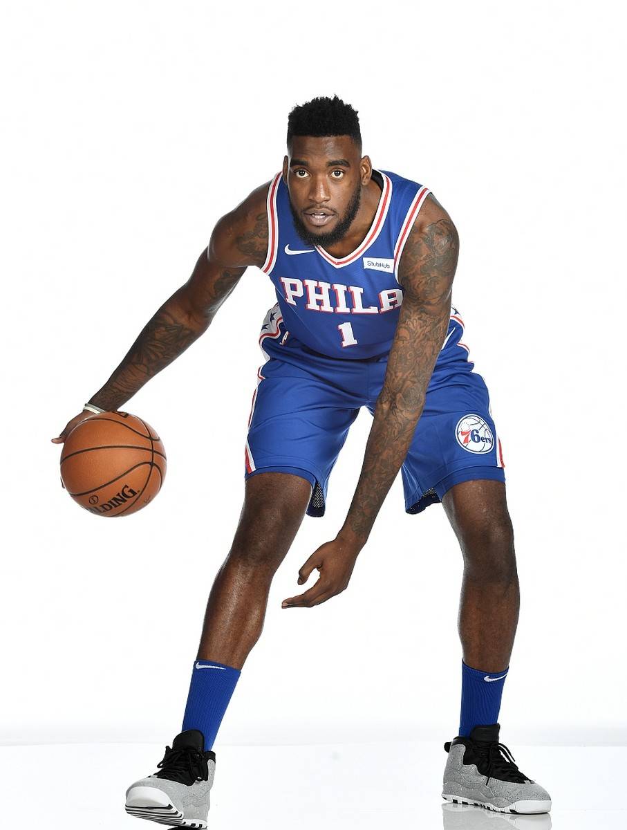 霍乐迪双双大战,小牛队终结连败的简单介绍 霍乐迪双双大战,小牛队终结连败的简单介绍