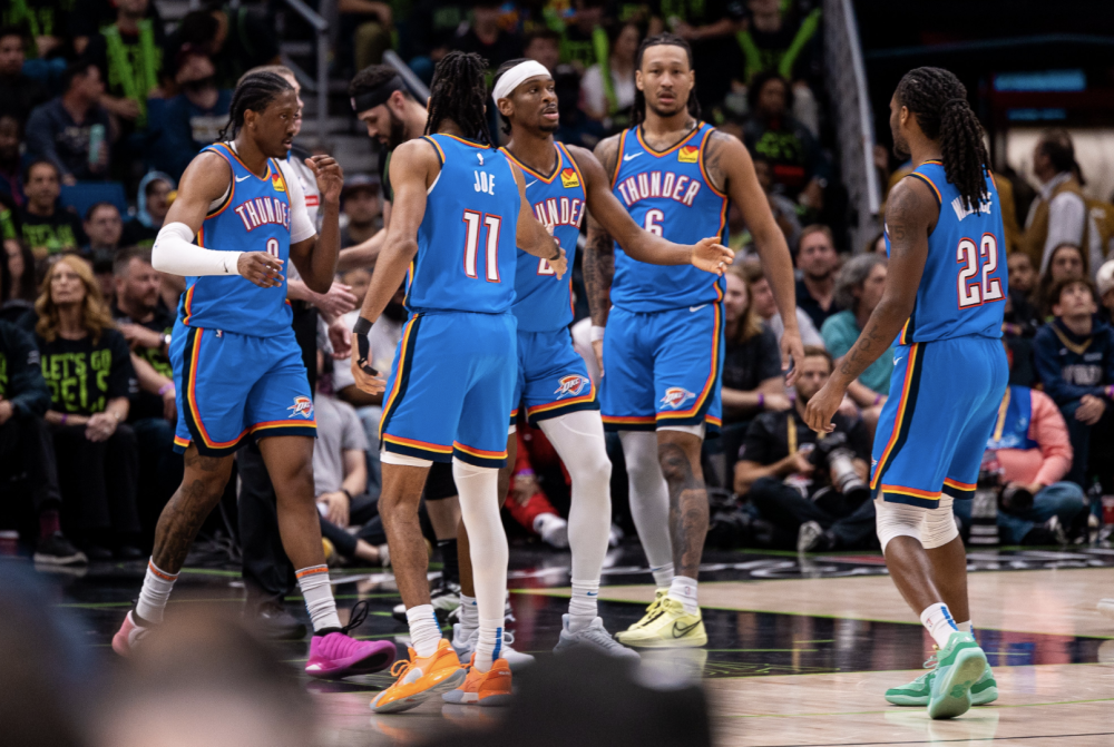 步行者队客场击败雷霆队,球队士气高涨 步行者队客场击败雷霆队,球队士气高涨