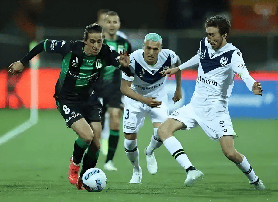 悉尼FC客场逆转,小组排名大幅提升的简单介绍 悉尼FC客场逆转,小组排名大幅提升的简单介绍