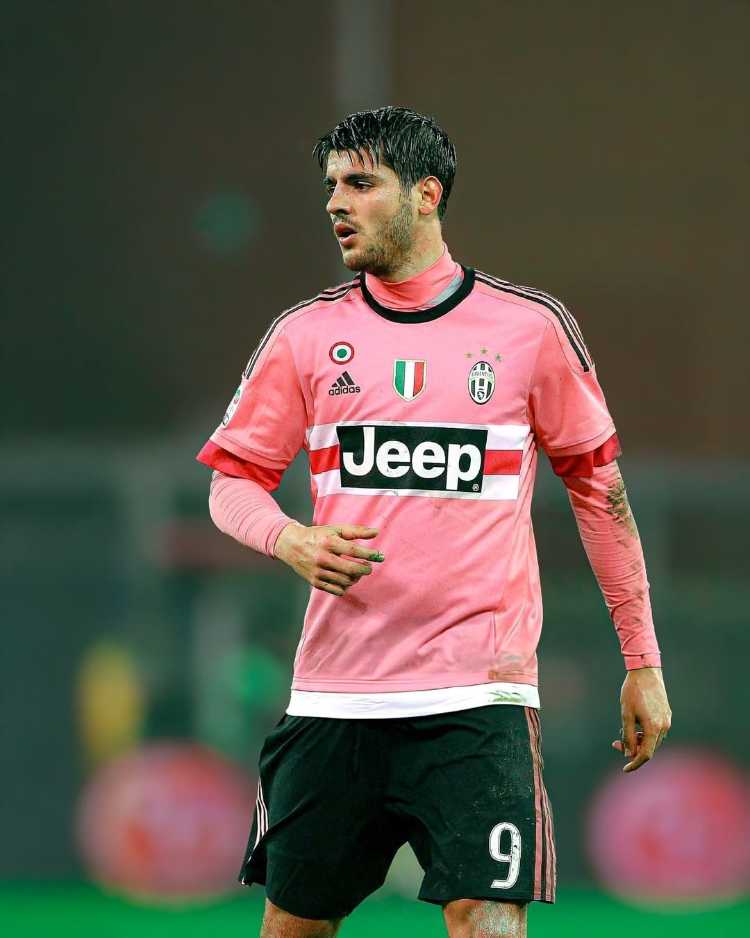 包含尤文图斯徘徊边缘,驰骋下一轮之路的词条 包含尤文图斯徘徊边缘,驰骋下一轮之路的词条