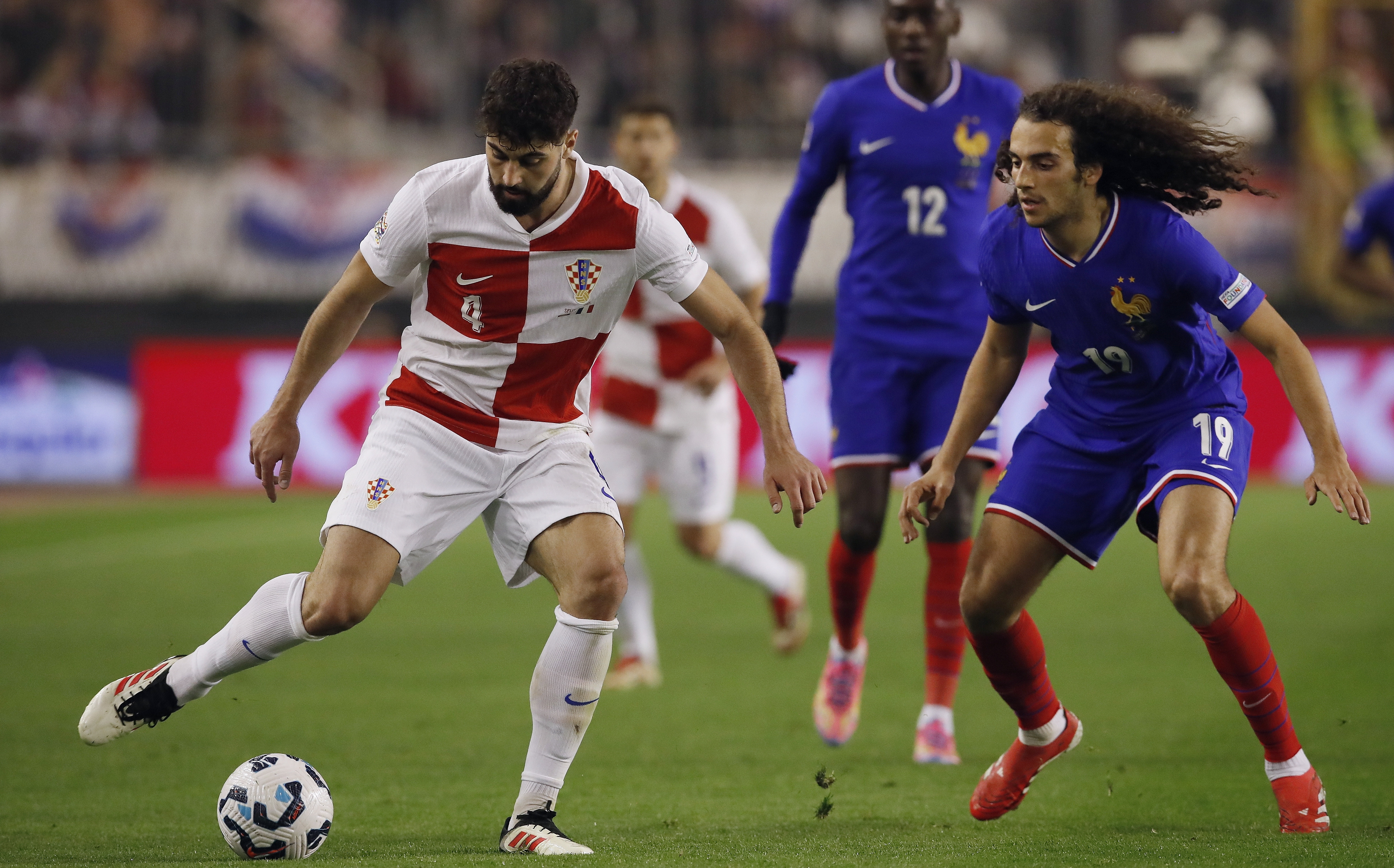 克罗地亚队横扫西班牙,历史性晋级欧国联决赛 克罗地亚队横扫西班牙,历史性晋级欧国联决赛