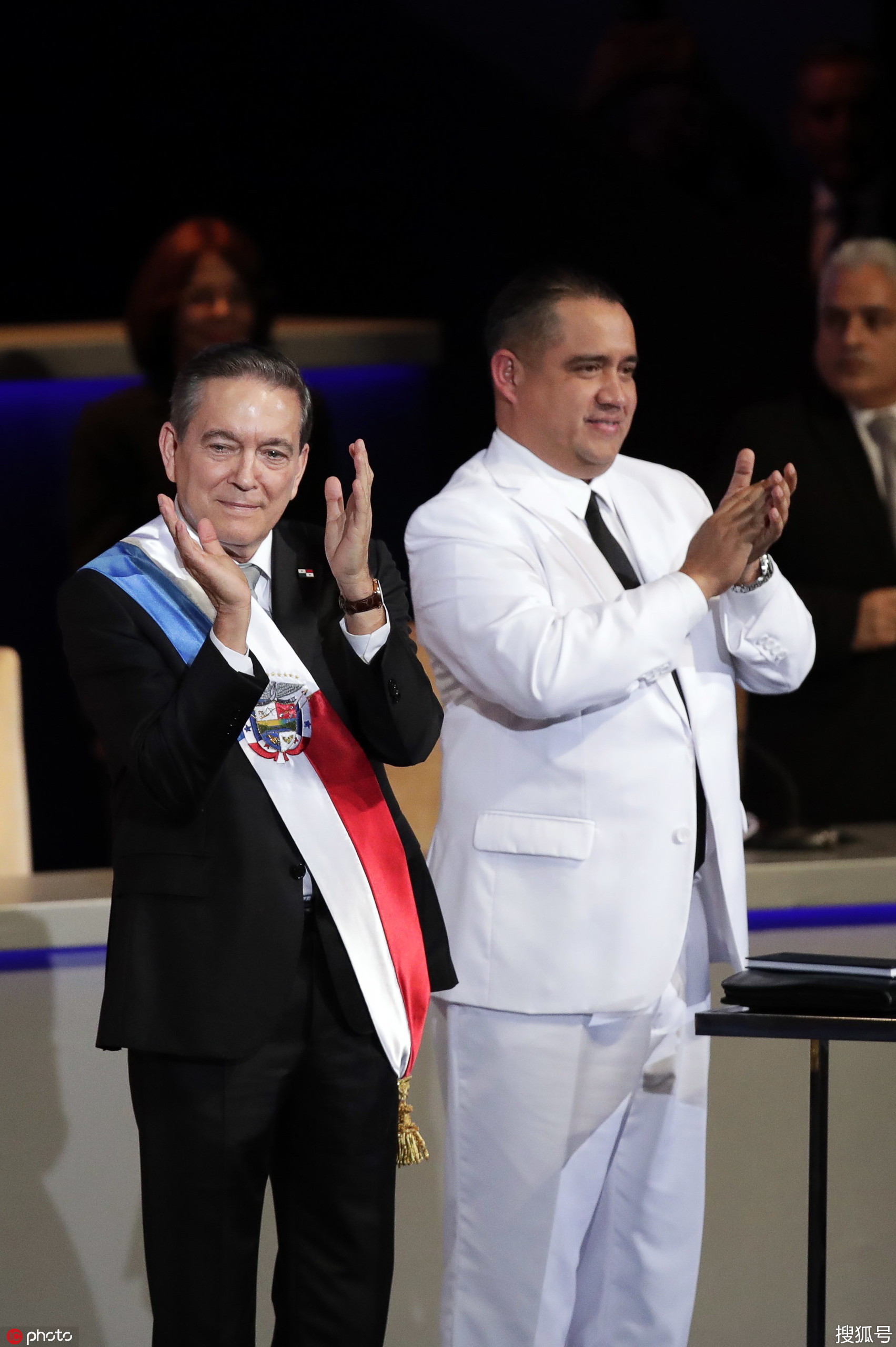 巴拿马队勇夺胜利，晋级半决赛向胜利进军