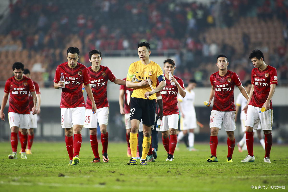 广州恒大胜江苏苏宁,稳坐榜首位置 广州恒大胜江苏苏宁,稳坐榜首位置