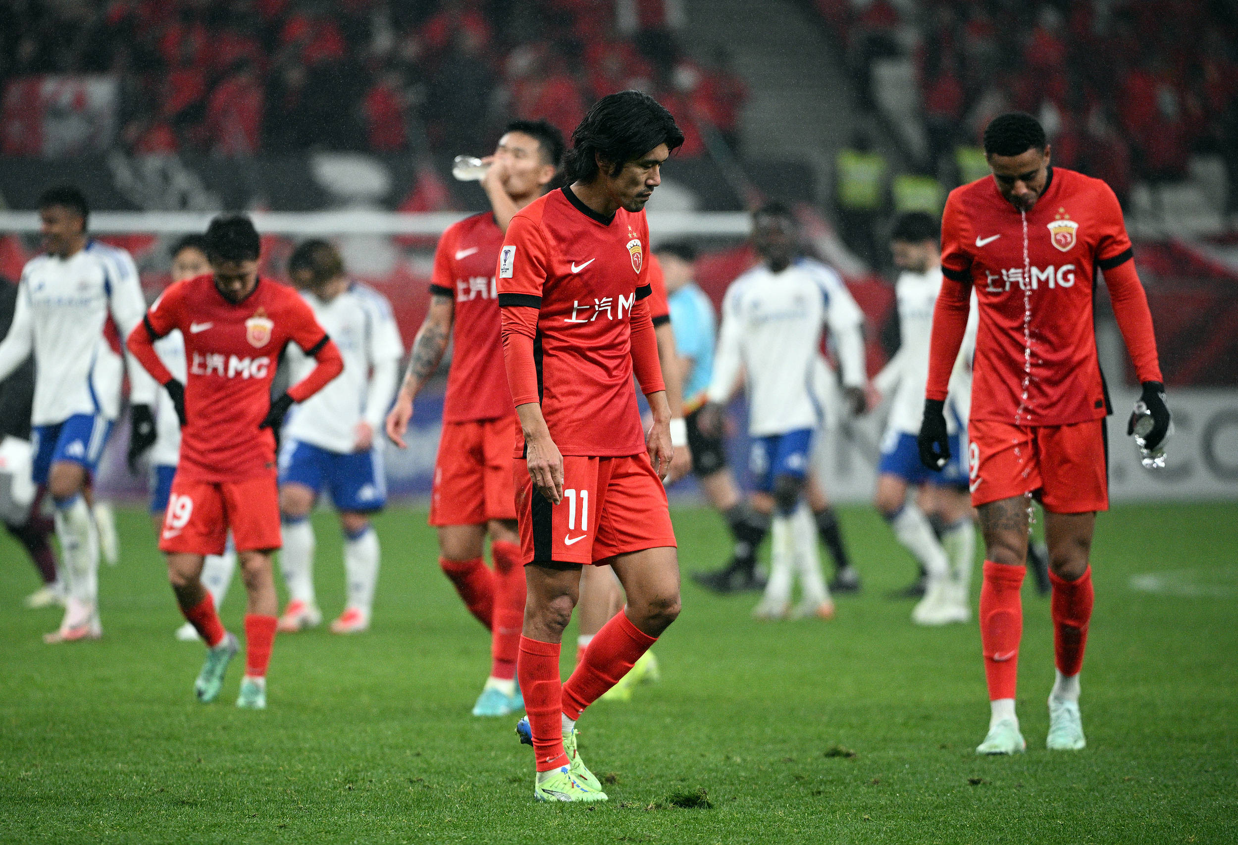 马德里竞技高兴晋级，主帅赞球队团结的简单介绍