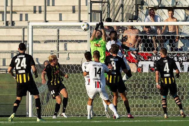 沃尔夫斯堡主场-力克巴塞罗那晋级欧联杯