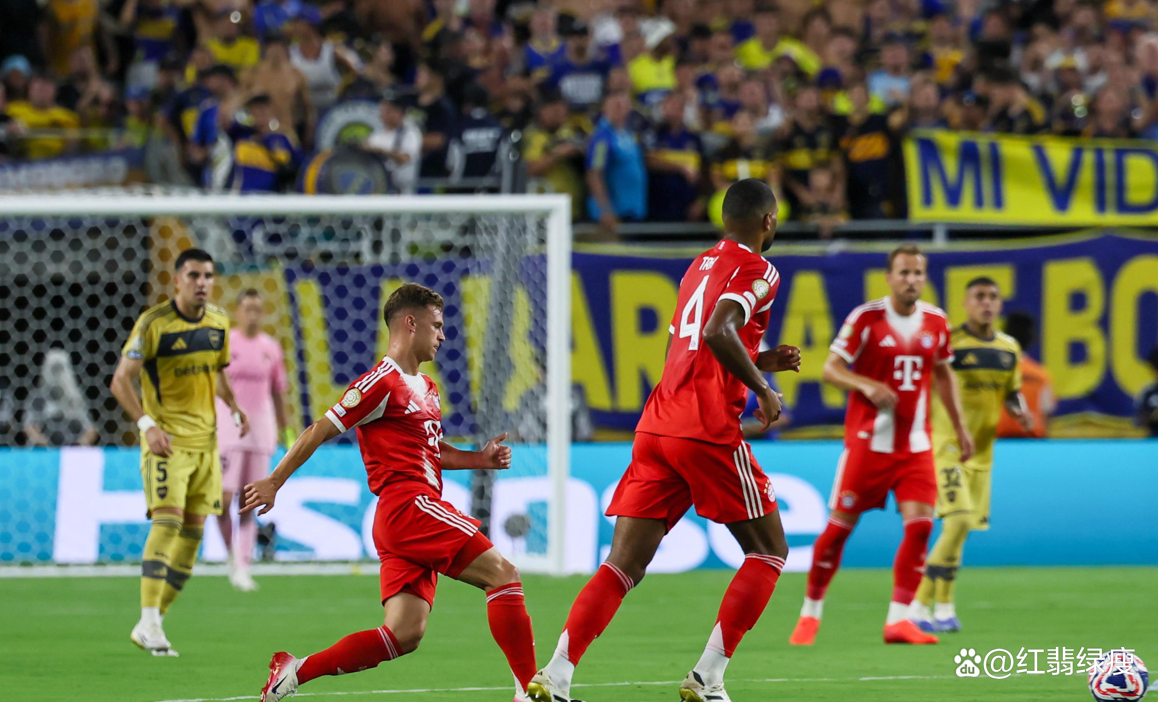 拜仁慕尼黑门将状态神勇,多次扑出绝杀 拜仁慕尼黑门将状态神勇,多次扑出绝杀