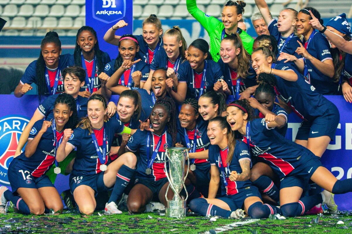 欧洲女足超级联赛收官，球队实力对比明显