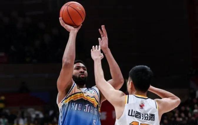 新疆队再次逆袭,绝地反击帮助球队翻盘 新疆队再次逆袭,绝地反击帮助球队翻盘