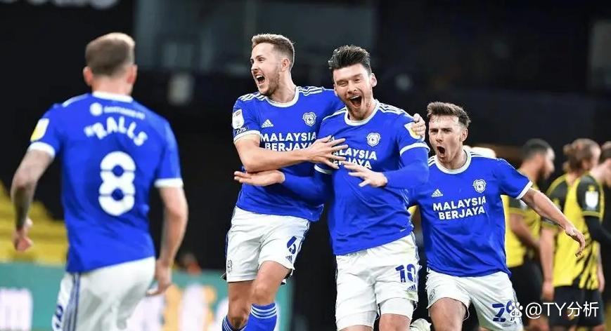 切尔西中场频传精准传球:球队进攻效率大增 切尔西中场频传精准传球:球队进攻效率大增