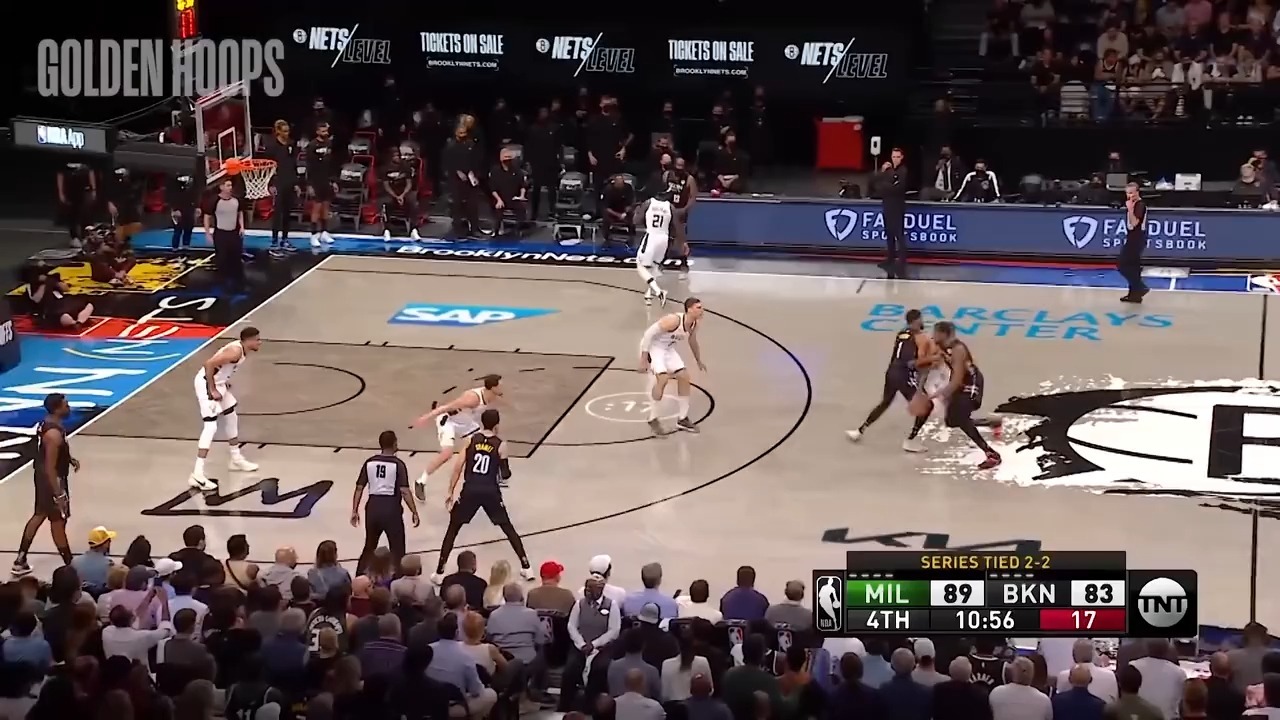 包含雄鹿客场战胜篮网，实现多点进球的词条