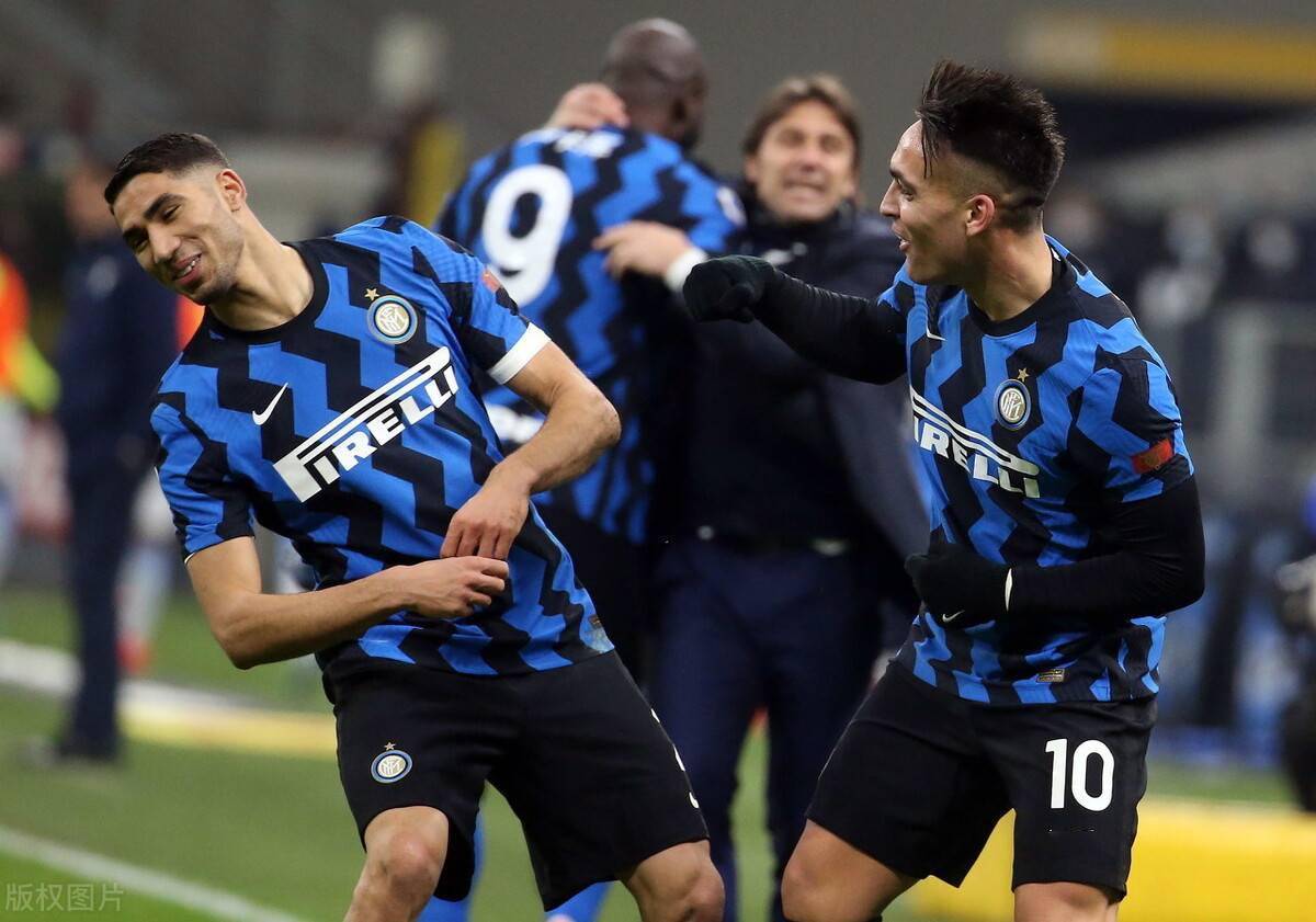 中场精准传球频现,攻防转换迅速的简单介绍 中场精准传球频现,攻防转换迅速的简单介绍