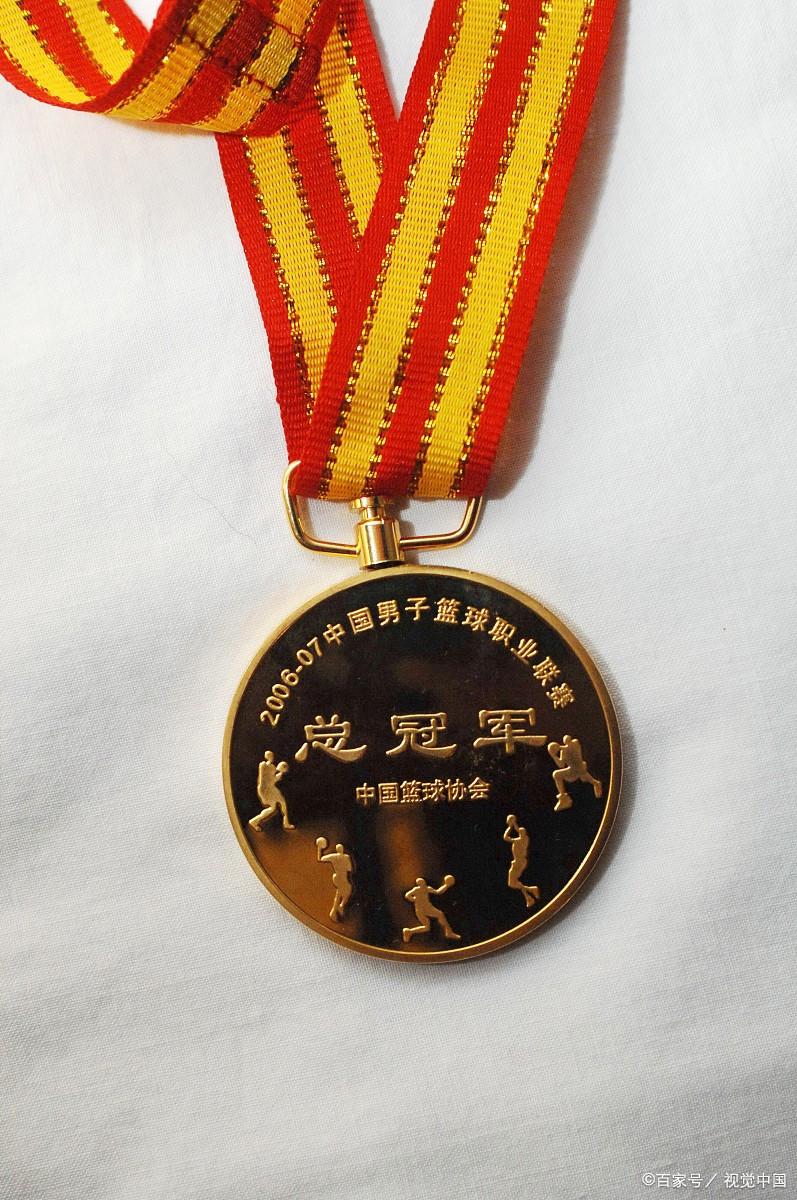 日本传奇运动员再次登上领奖台